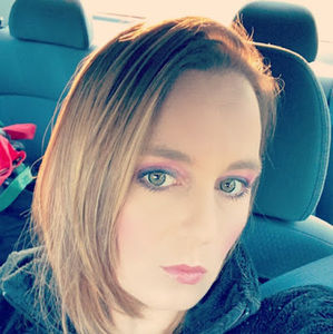 Meet your Posher, Holly